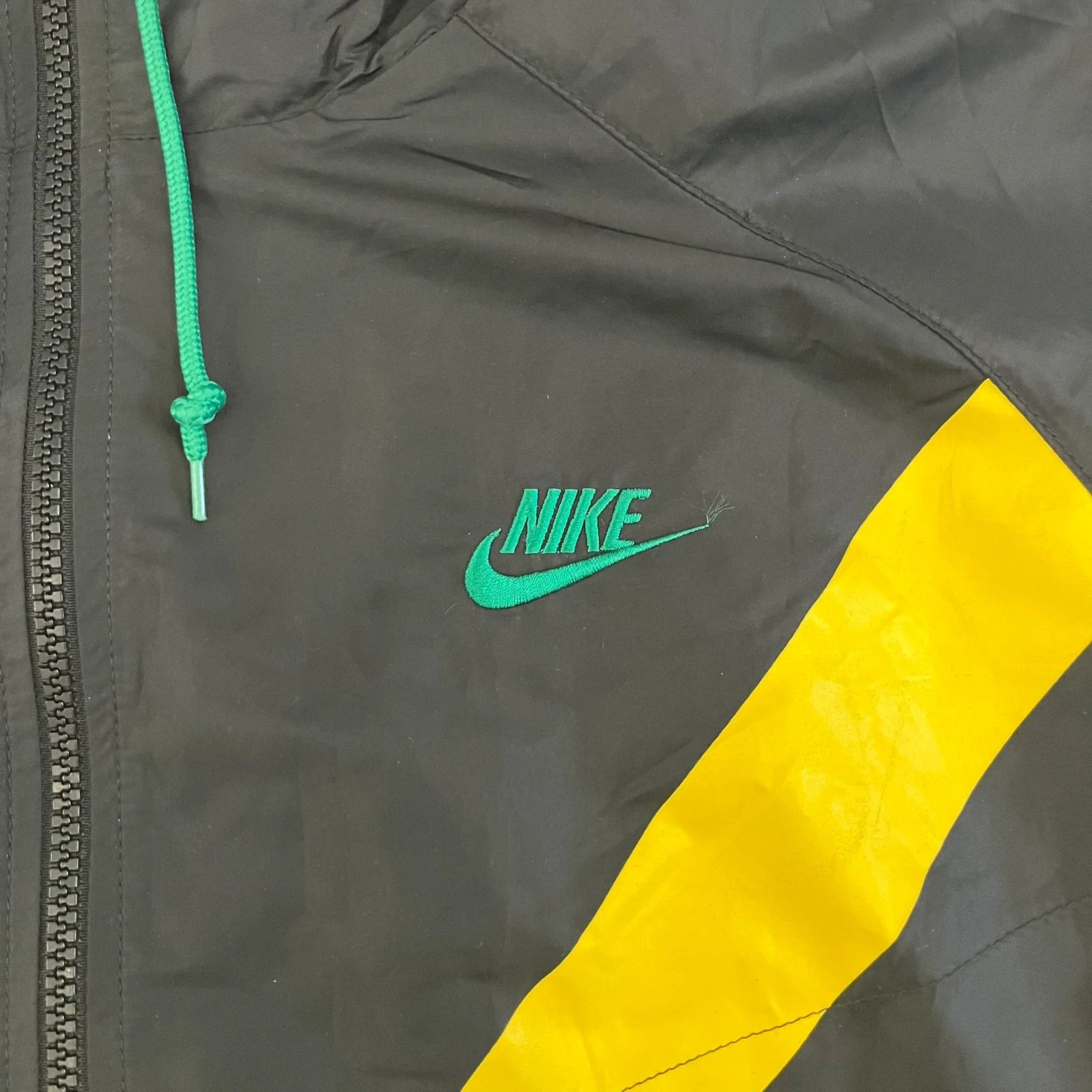 Nike Nike Jamaica Olympics 2008 Split Windbreaker (Large) Size US L / EU 52-54 / 3 - 6 Thumbnail