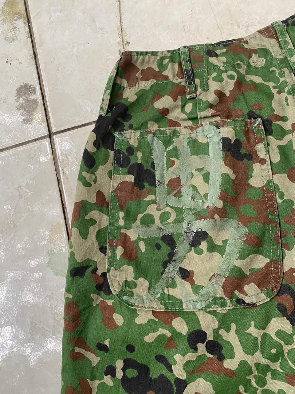 Evisu Evisu Cargo Seagull Kanji Art by Yamane Camouflage Pattern Size US 30 / EU 46 - 2 Thumbnail