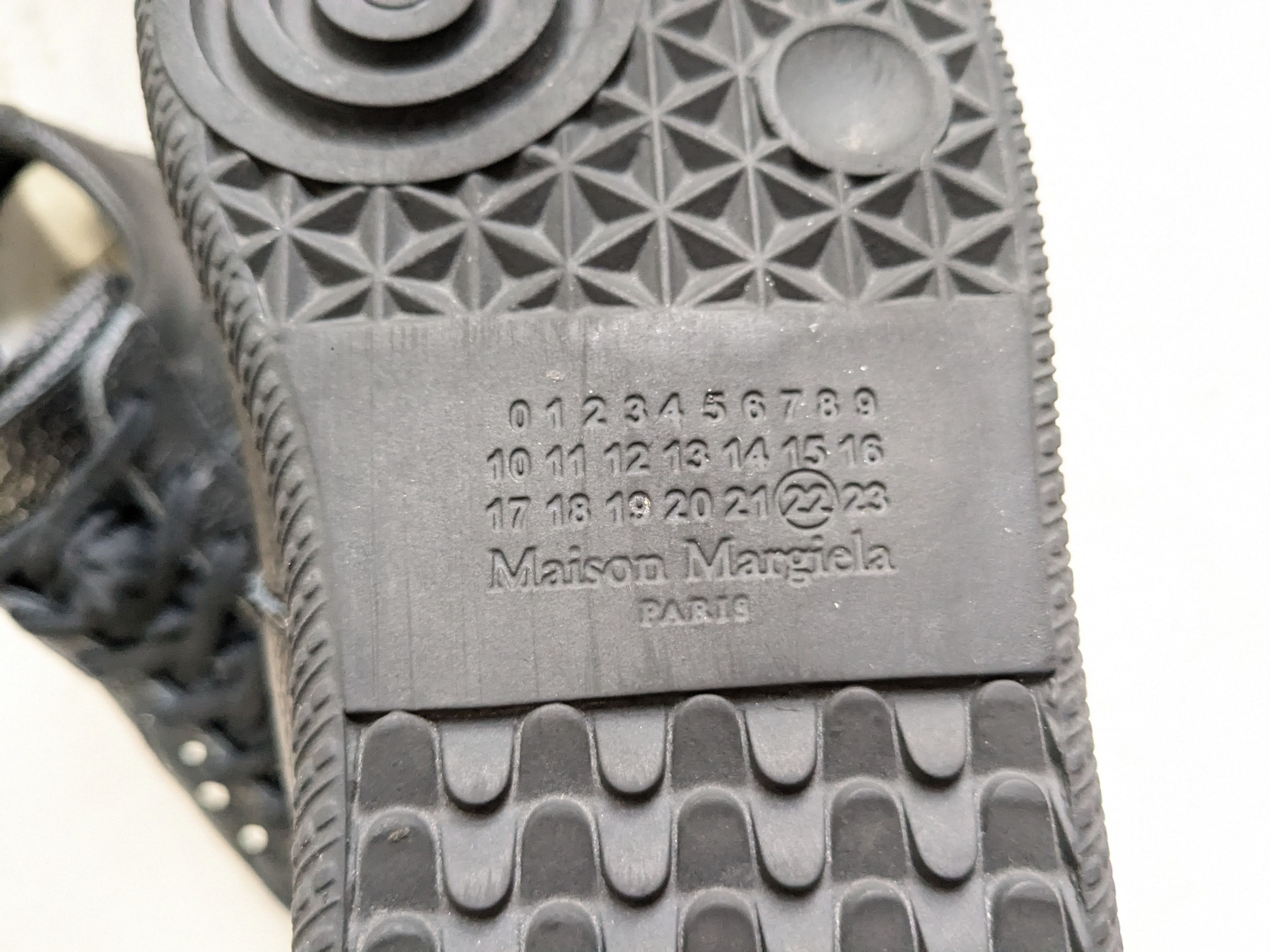 Maison Margiela Maison Margiela Replica GAT Black 7 40 Paint Splatter White Size US 7 / EU 40 - 18 Thumbnail