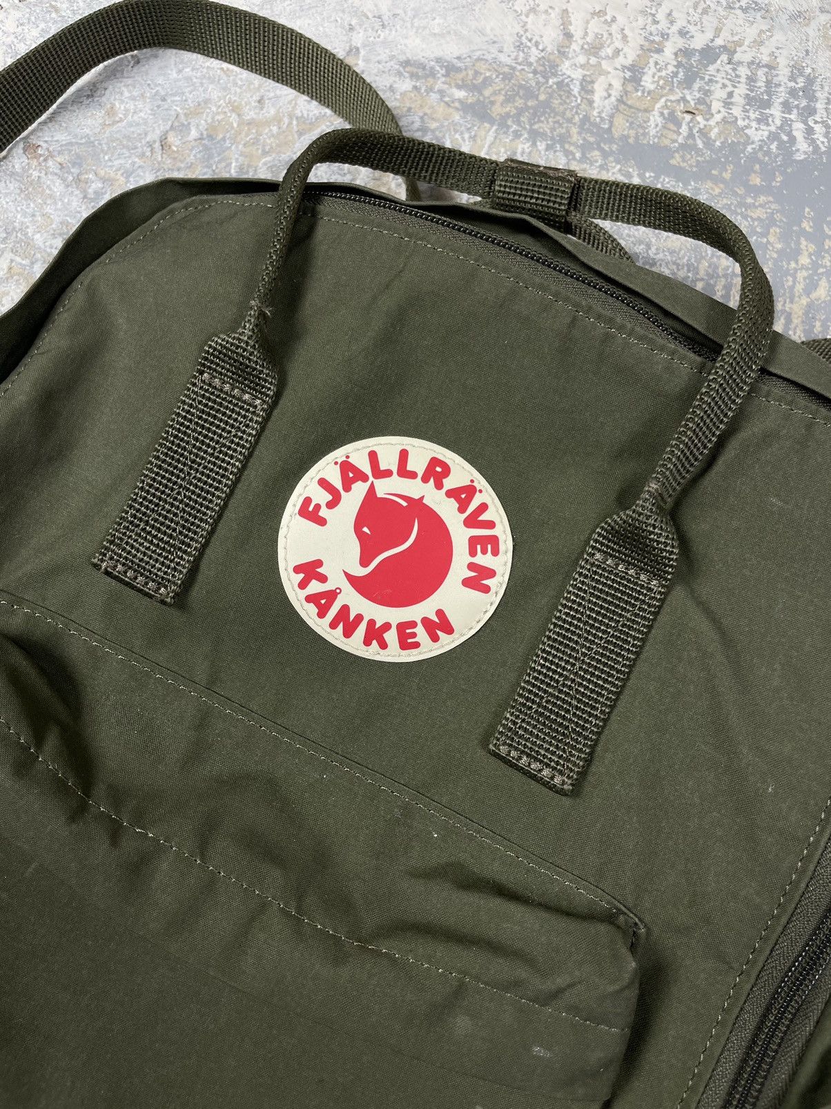 Fjallraven Fiallraven Kanken Khaki Backpack Medium Size ONE SIZE - 2 Thumbnail