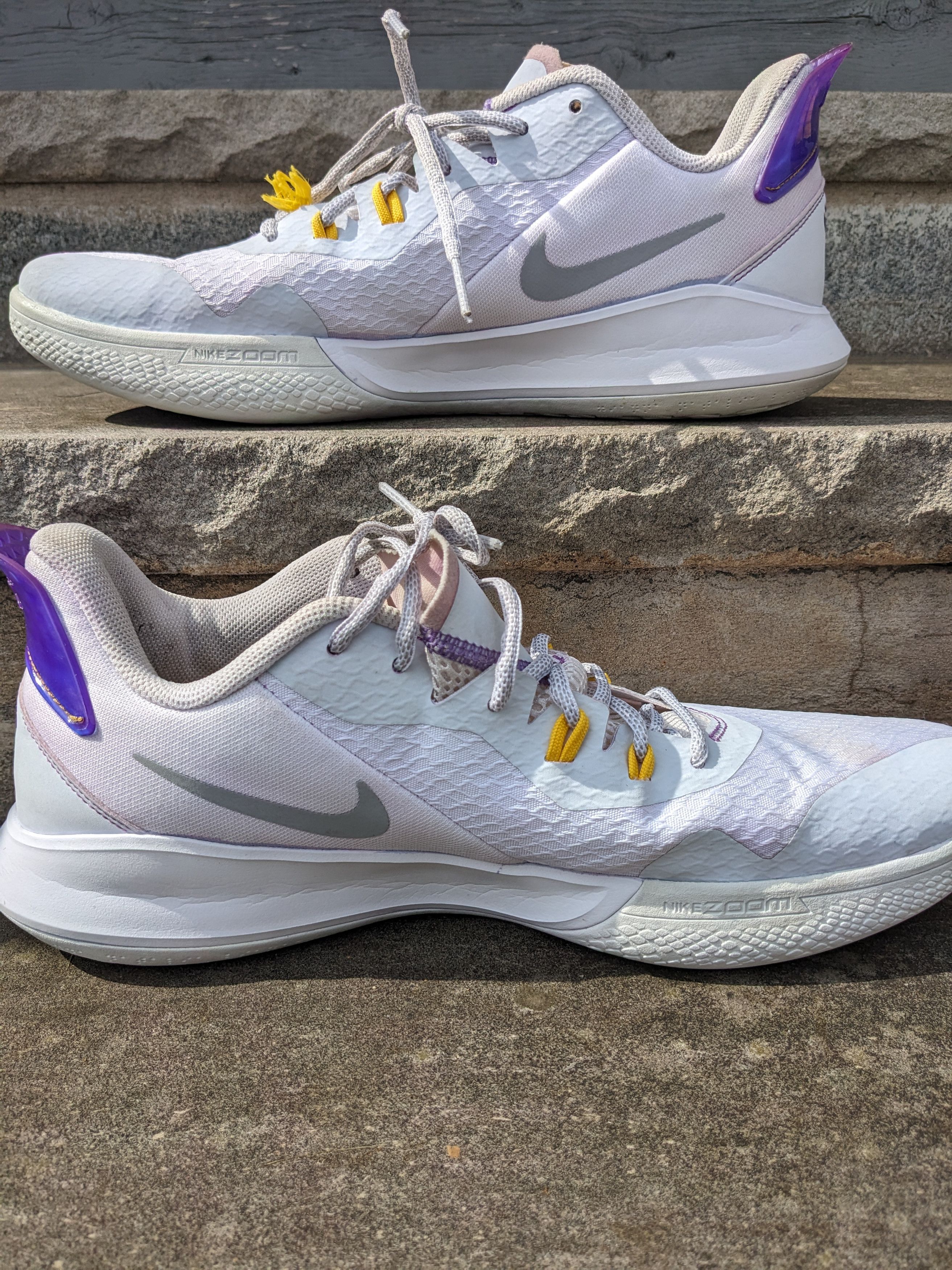 Nike Nike Kobe Bryant Mamba Fury Lakers Men’s Size 13 CK2087-101 Size US 13 / EU 46 - 1 Thumbnail