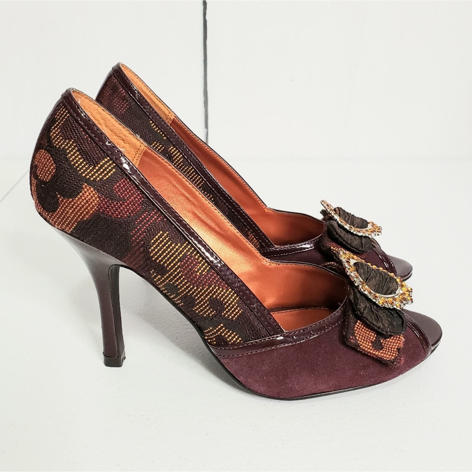 chinese laundry black pumps