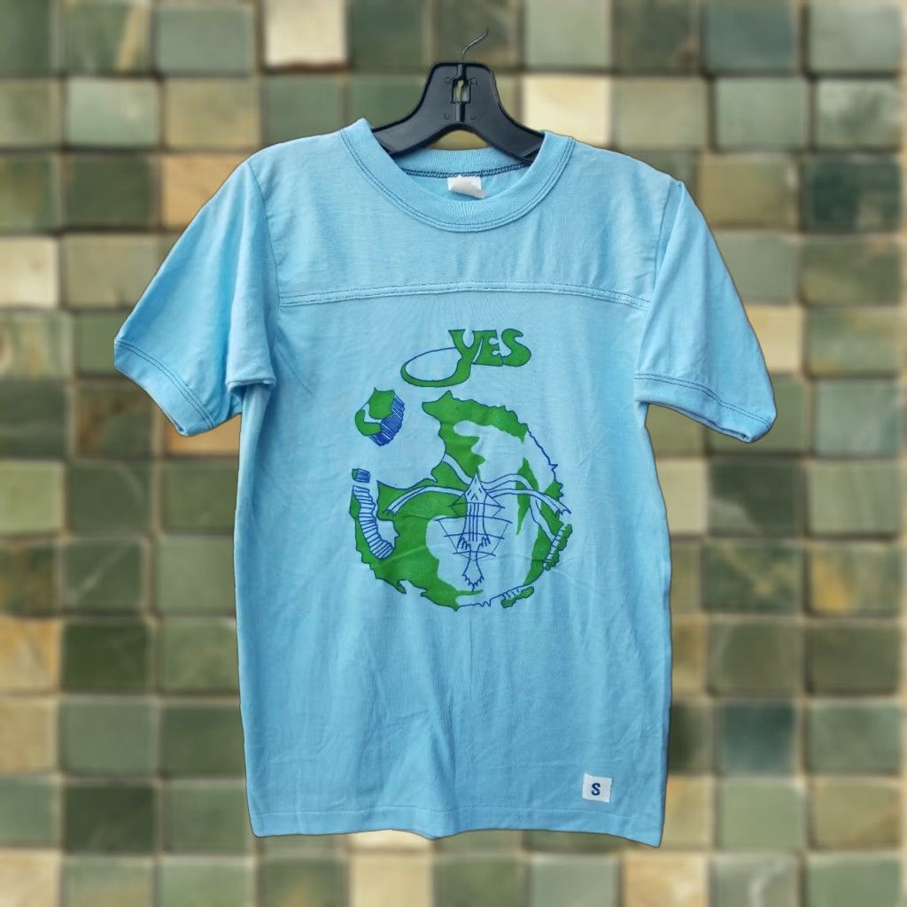 Vintage VINTAGE Original YES ROCK CONCERT Tour Shirt Small 80s Deadstock Mens Size US S / EU 44-46 / 1 - 1 Thumbnail