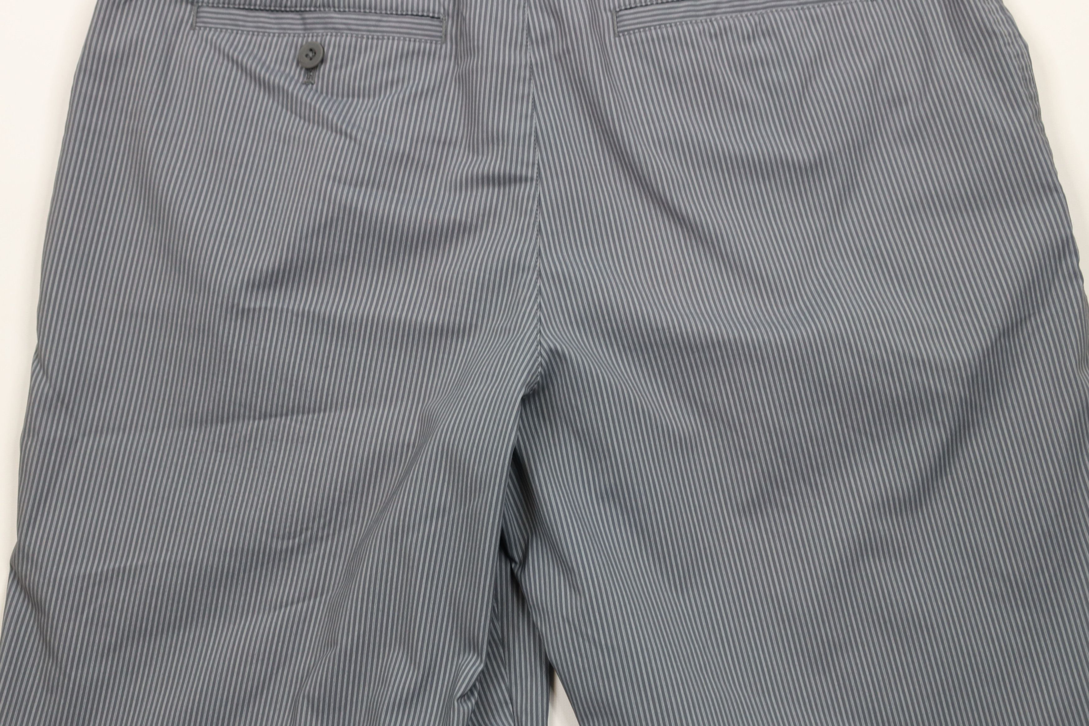 Nike × Vintage Nike Golf Mini Swoosh Pinstriped Tech Golfing Shorts Gray Size US 34 / EU 50 - 10 Thumbnail