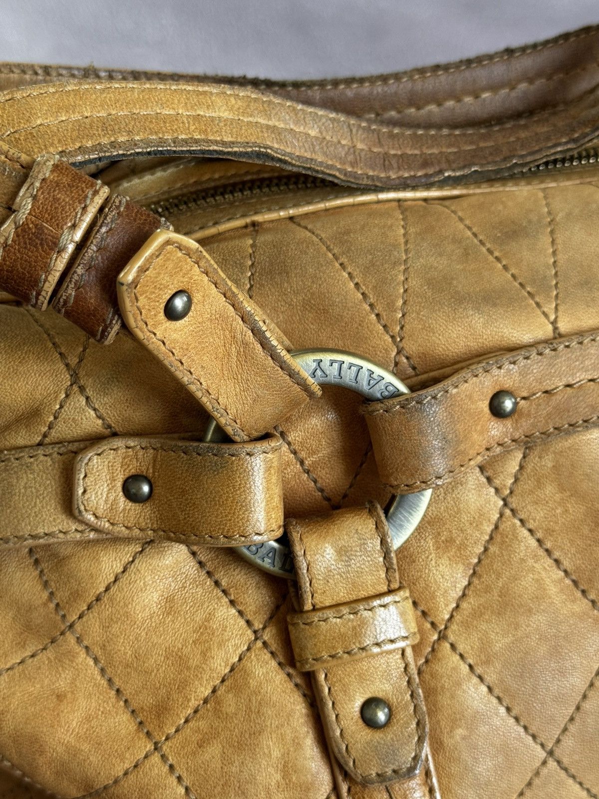 Bally Bally Leather Faded Luxury Designer Y2K Handle Bag Size ONE SIZE - 5 Thumbnail