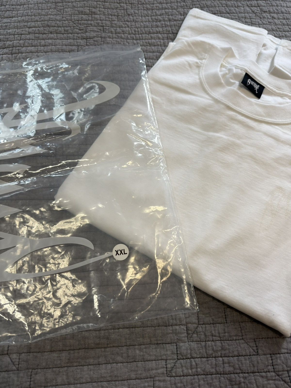 Playboy × Revenge Revenge Playboy bunny white on white tshirt Size US XXL / EU 58 / 5 - 4 Thumbnail