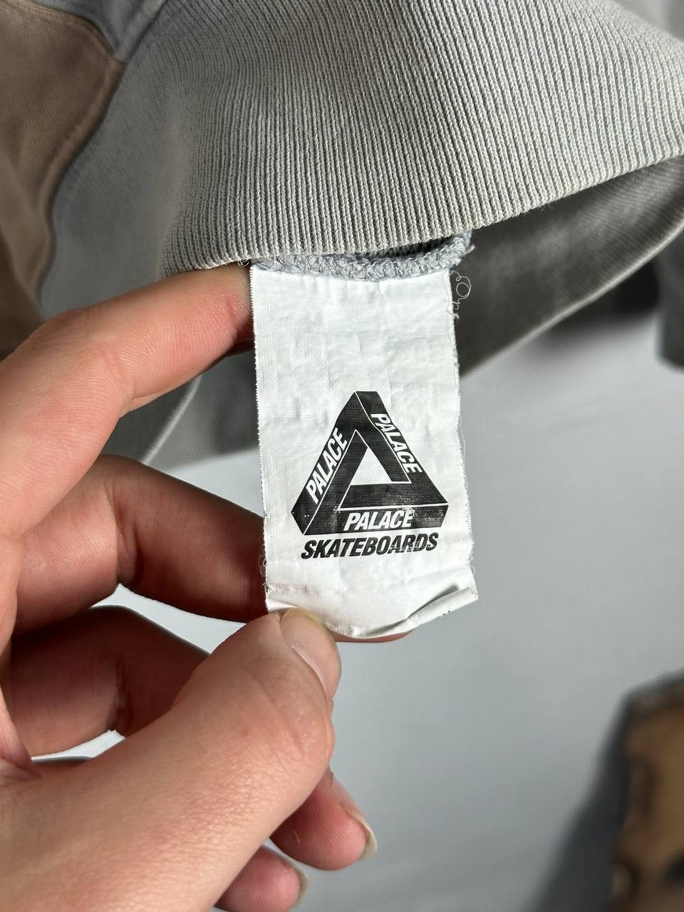 Palace Palace Reflective Logo Panel Sweatshirt Size L Size US L / EU 52-54 / 3 - 8 Thumbnail