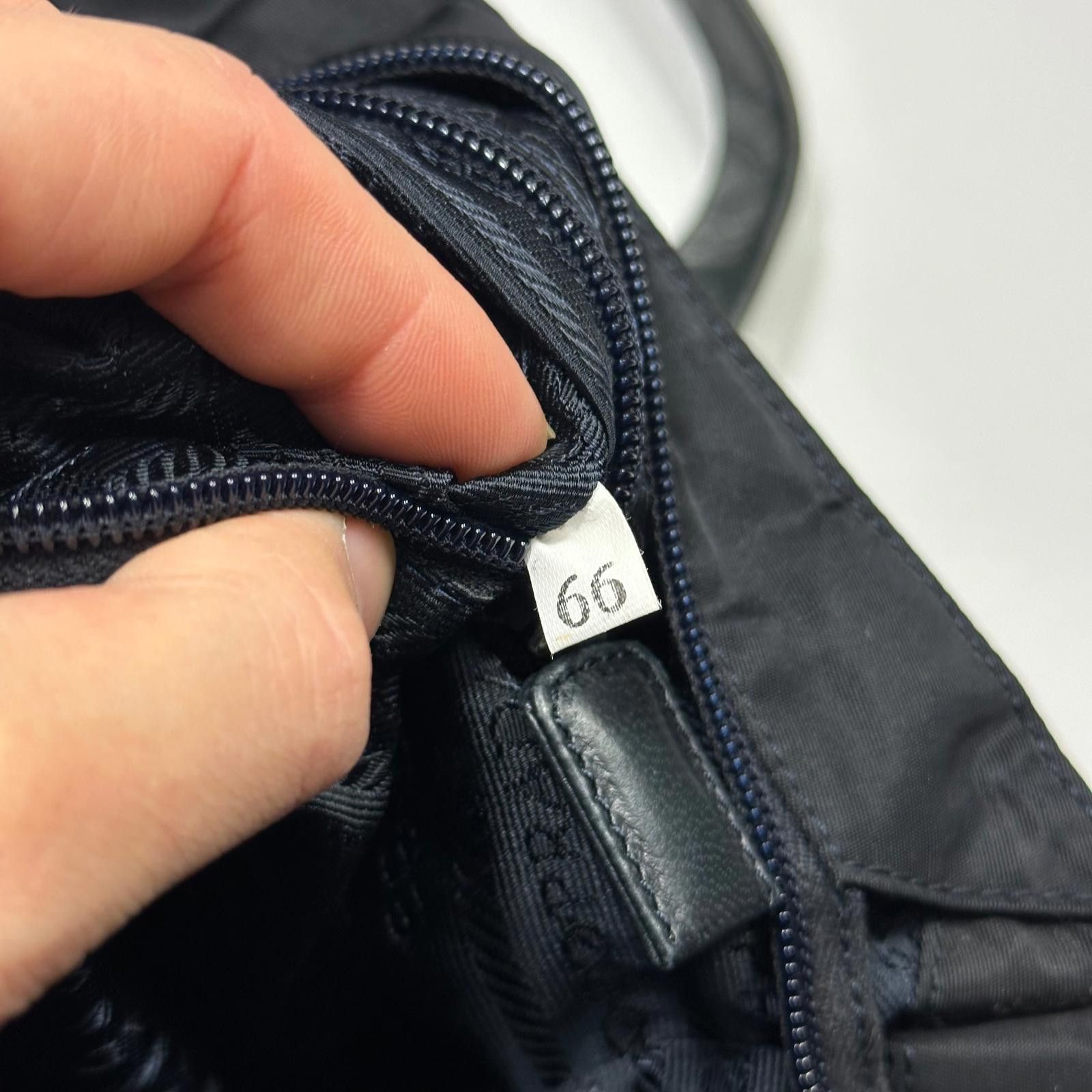 Prada Prada 00’s Nylon + Leather Plaque Logo Shoulder Bag Size ONE SIZE - 9 Thumbnail