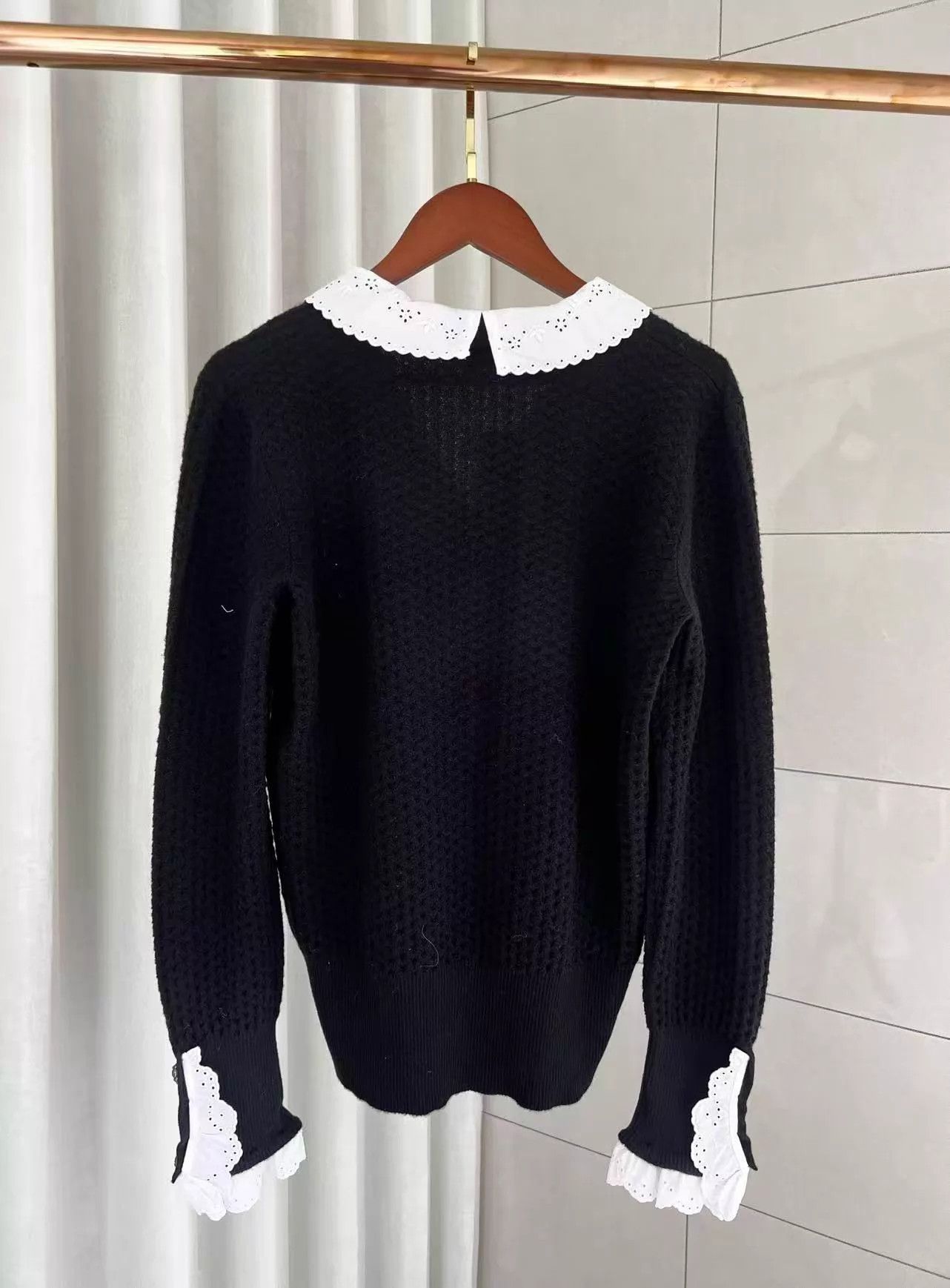 Chanel Chanel 24A B&W Lace Cashmere Sweater 36 Hepburn Style Size XS / US 0-2 / IT 36-38 - 3 Thumbnail