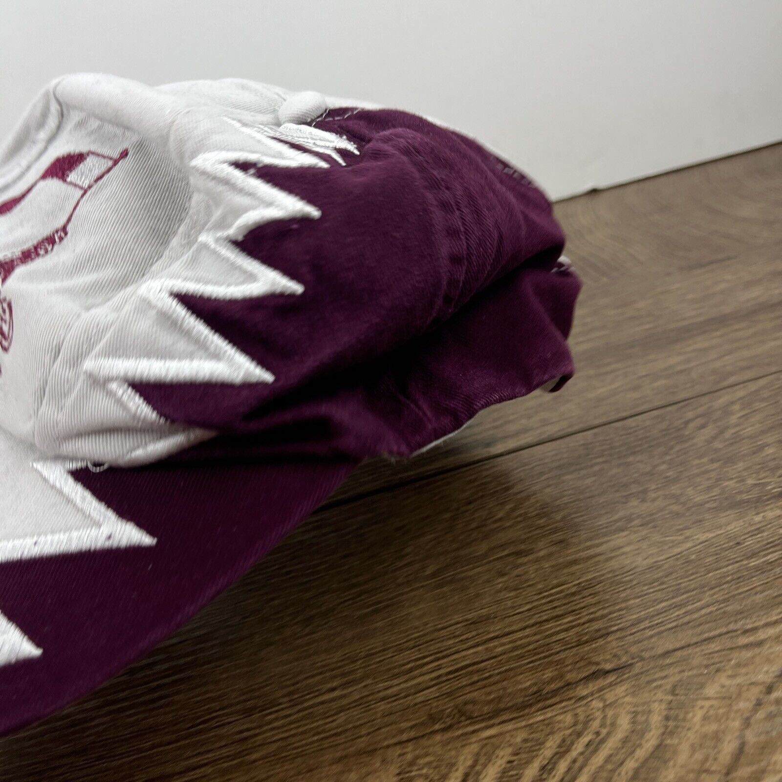 Other Qatar Hat Qatar Red White Hat Adjustable Adult Size Hat Whit Size ONE SIZE - 7 Thumbnail
