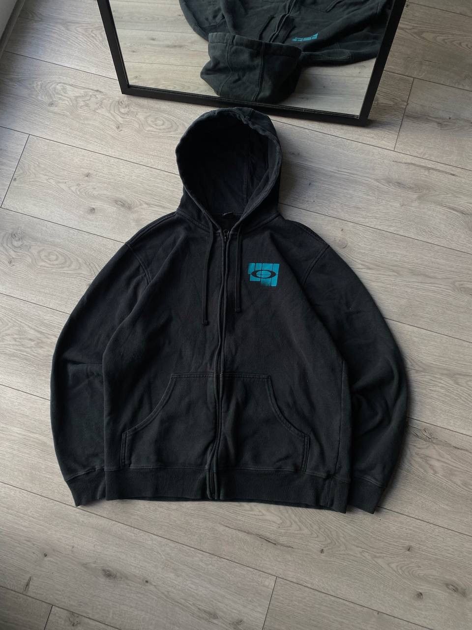 Oakley × Vintage Vintage Oakley Boxy Zip-up Archival Hoodie M Y2K Size US M / EU 48-50 / 2 - 3 Thumbnail