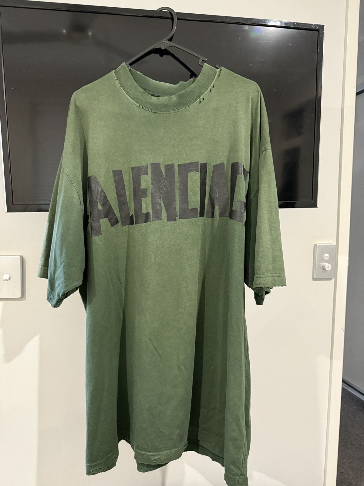 Balenciaga Balenciaga Oakley Logo Oversized Tee (retail $650