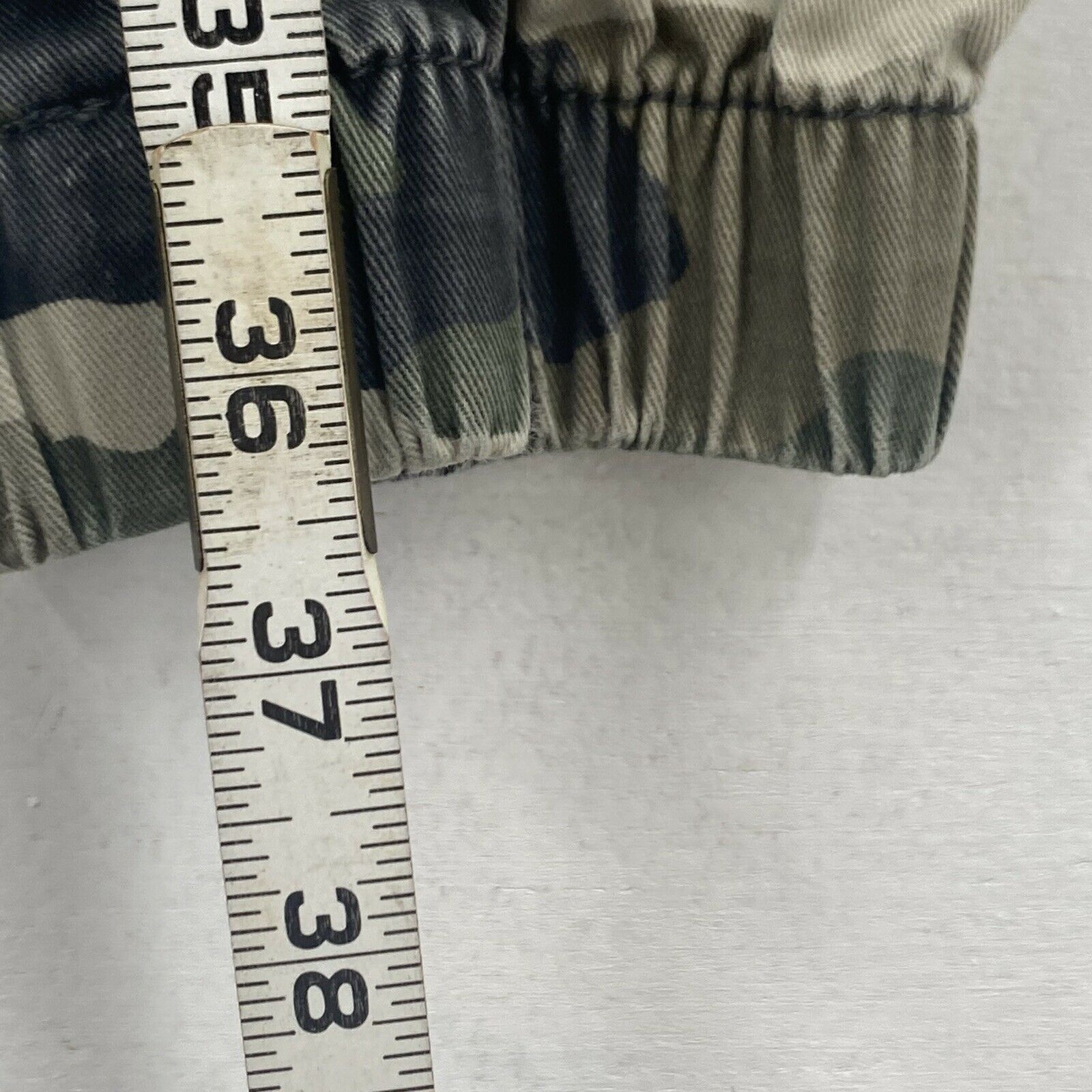 H&M H&M Divided Women's Cargo Joggers Size 6 Green Camo Pants Size 28" / US 6 / IT 42 - 11 Thumbnail