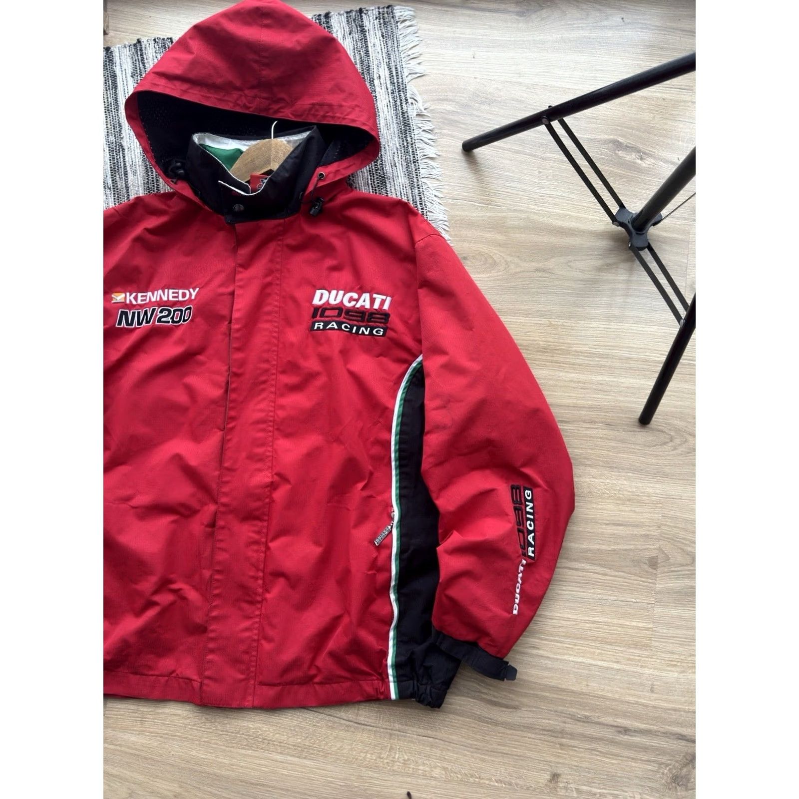 Vintage VINTAGE Ducati 1098 Racing Red Windbreaker Jacket Mens XL Size Nike? Size US XL / EU 56 / 4 - 3 Thumbnail