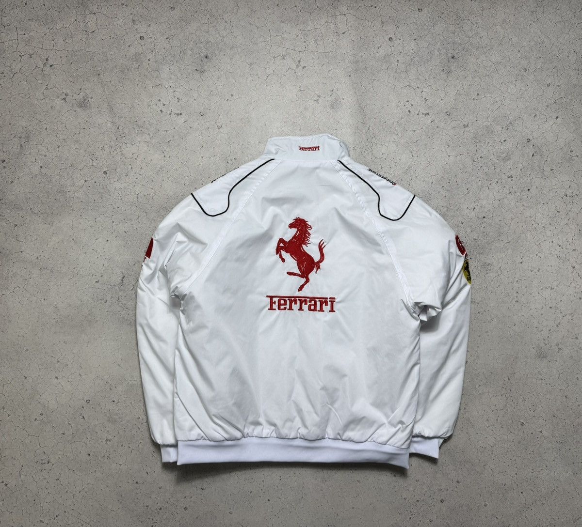 Ferrari Ferrari White Racing Bomber Jacket F1 Vintage Schumacher Size US XL / EU 56 / 4 - 11 Thumbnail