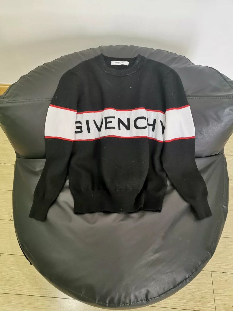 Givenchy givenchy black and white striped sweater Size US M / EU 48-50 / 2 - 1 Thumbnail