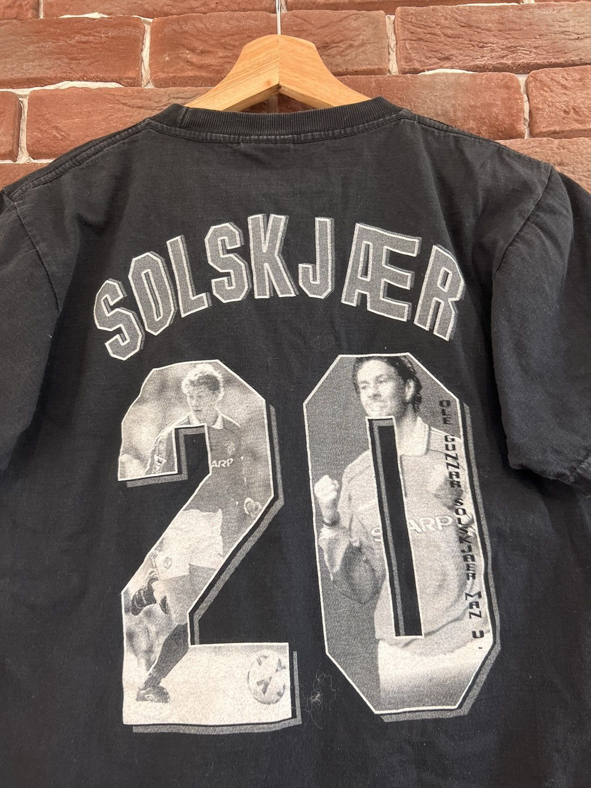 Vintage VINTAGE 00s Manchester United Solskjaer Football Tshirt Rap Size US M / EU 48-50 / 2 - 4 Thumbnail