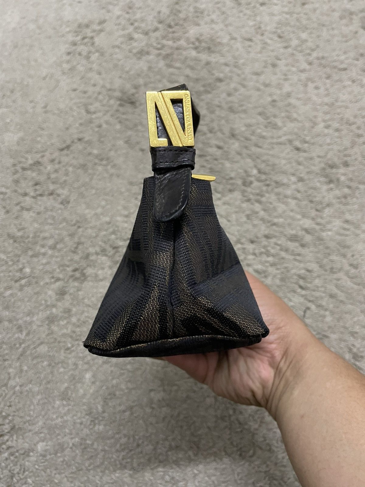 Designer × Vintage DIANA VALENTINO Mini Bag Size ONE SIZE - 4 Thumbnail