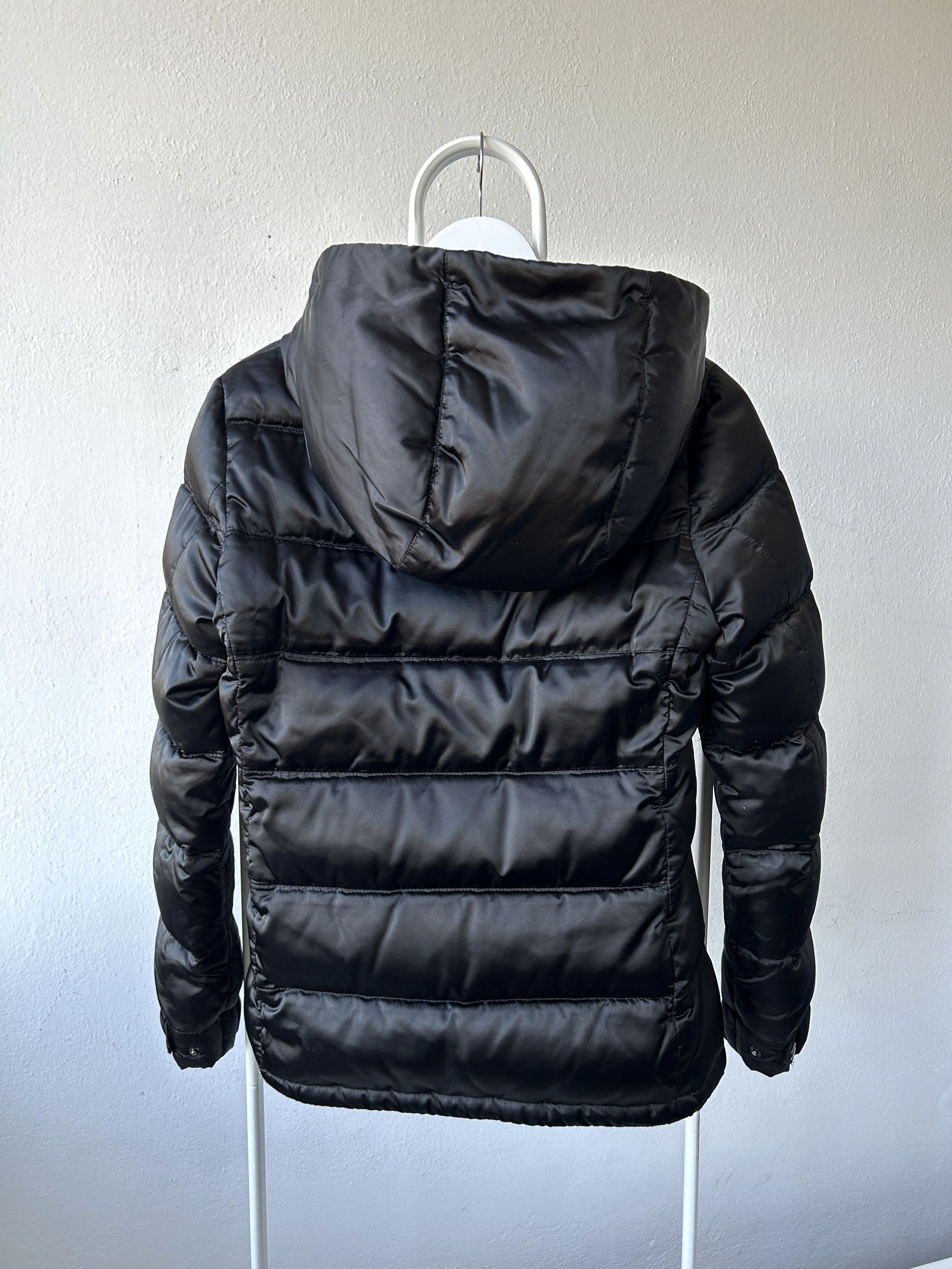 Prada AW2010 Prada sport triangle logo puffer jacket Size S / US 4 / IT 40 - 2 Thumbnail
