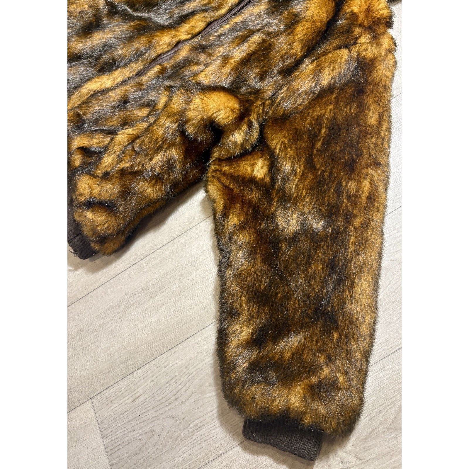 Other VTG Faux Fur Jacket 2XL Hooded Fox Pattern Bomber Oversized Size US XXL / EU 58 / 5 - 12 Thumbnail