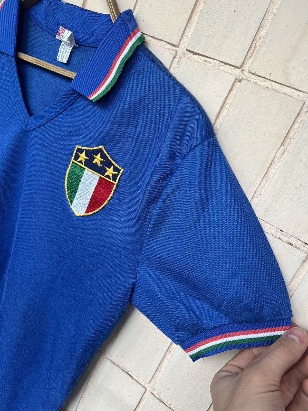 Vintage Vintage Football Italy Soccer Jersey Tro 80s home shirt #13 Size US M / EU 48-50 / 2 - 7 Thumbnail