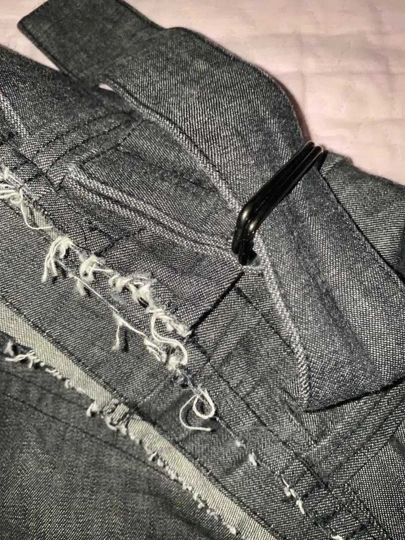 Yohji Yamamoto YOHJI YAMAMOTO size M Raw Denim Pants Size US 27 - 6 Thumbnail