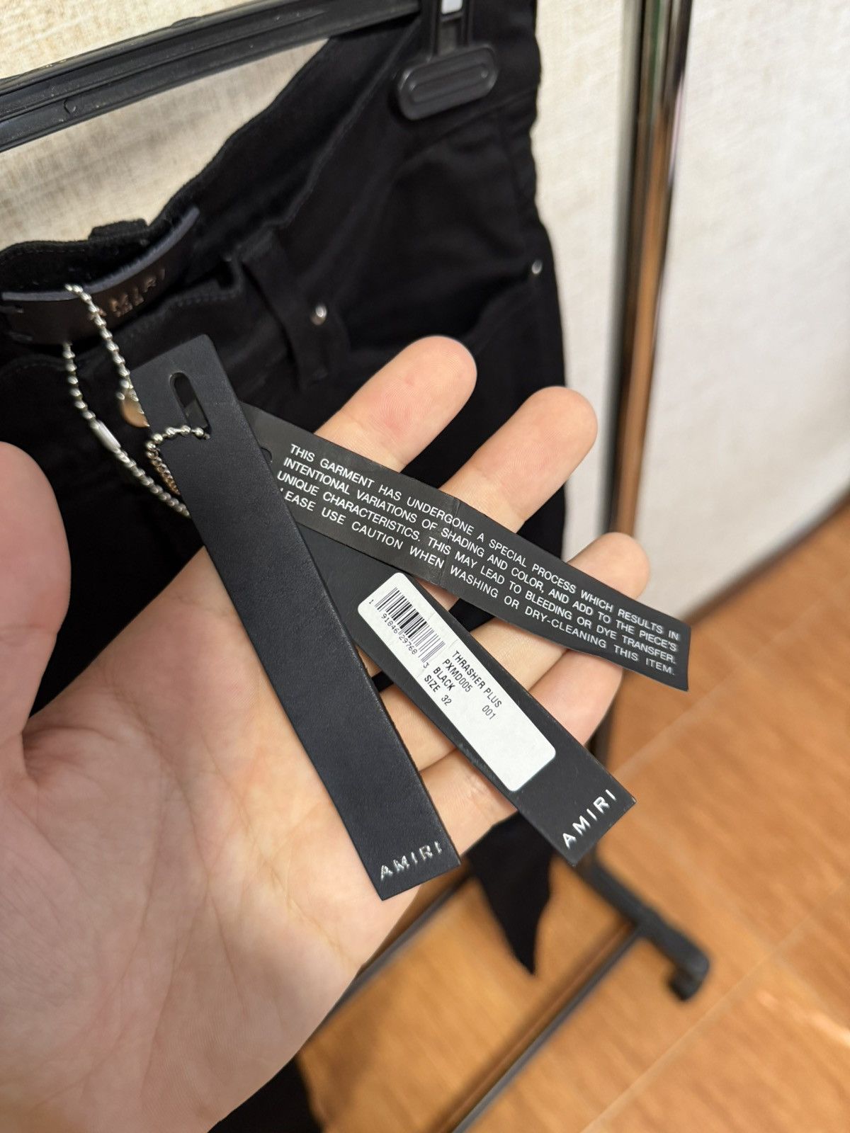 Amiri AMIRI THRASHER PLUS BLACK DISTRESSED SLIM FIT JEANS Size US 32 / EU 48 - 13 Thumbnail