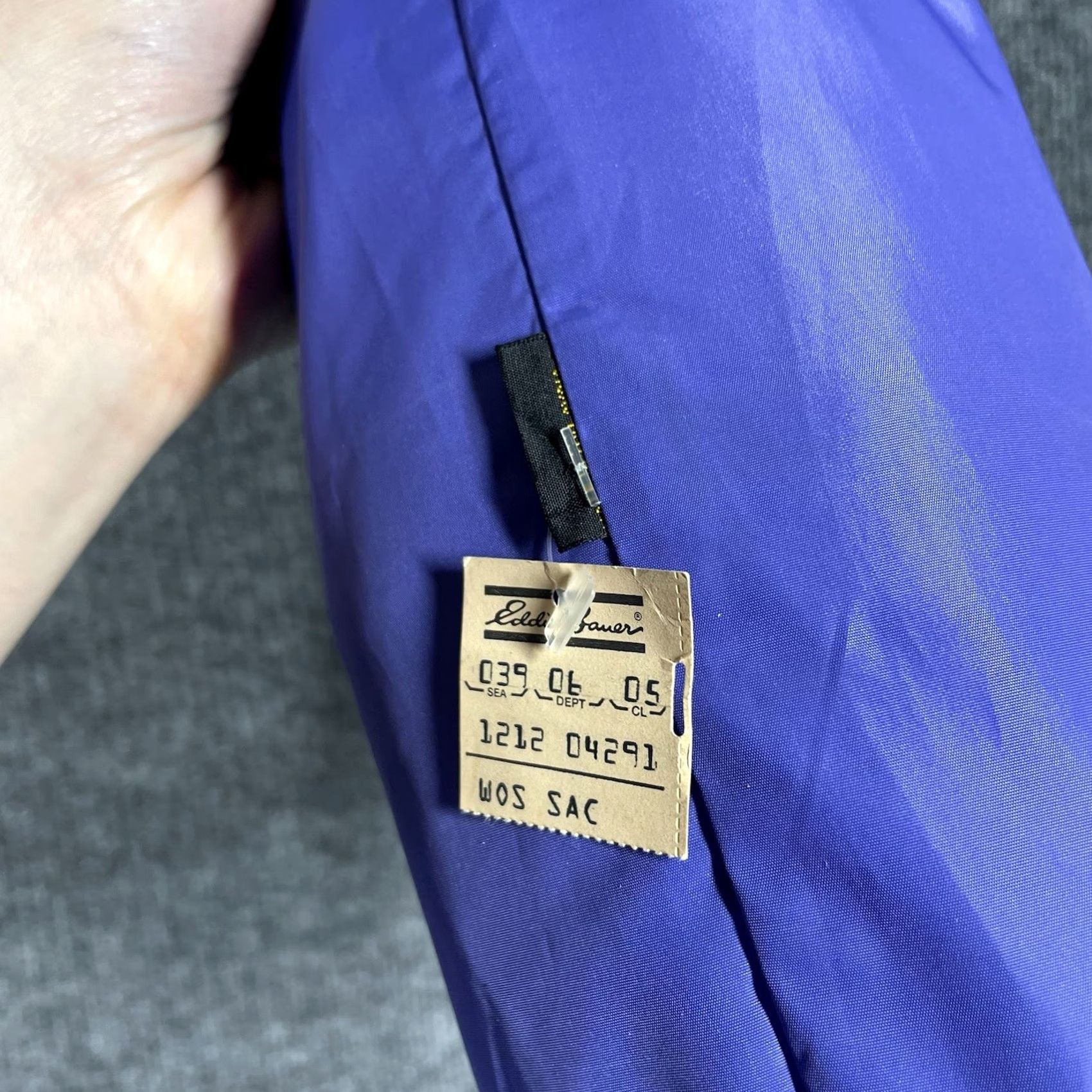 Eddie Bauer VINTAGE Eddie Bauer Sac Jac Packable Jacket Womens Large Purple Windbreaker NWT Size L / US 10 / IT 46 - 4 Thumbnail