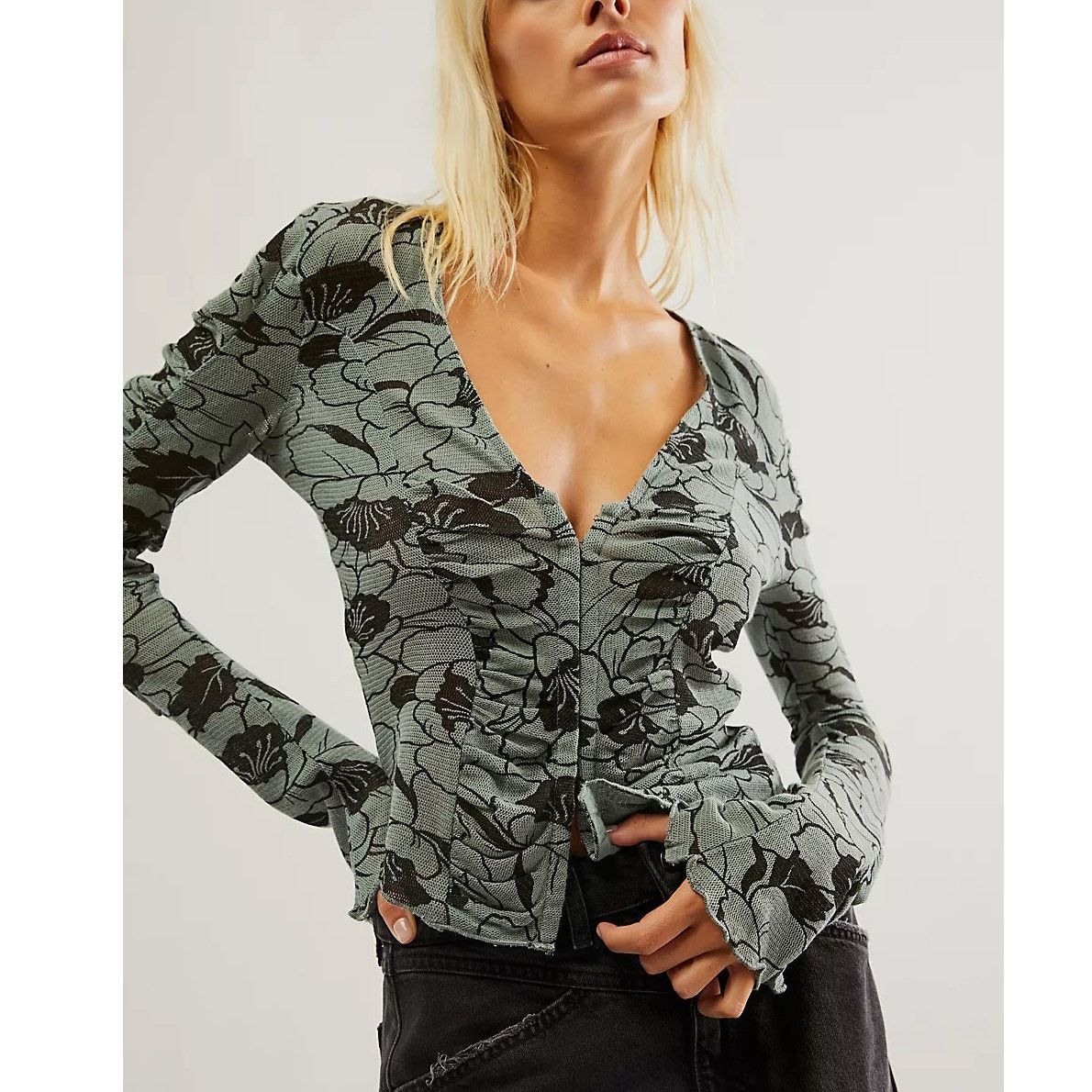 Free People Free People Floral Through The Meadow Top L Boho Hippie Size L / US 10 / IT 46 - 1 Thumbnail