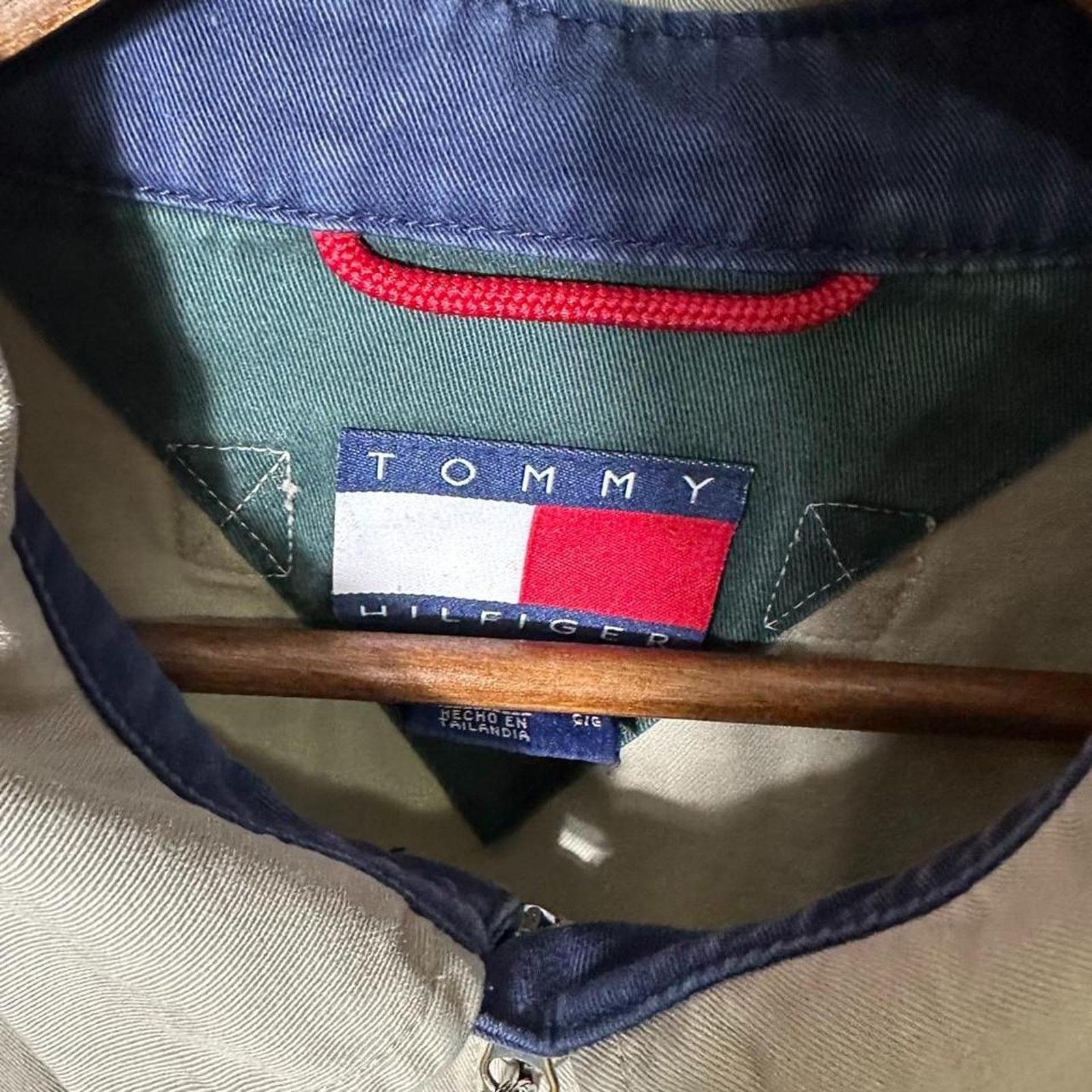 Tommy Hilfiger Vintage 90s Tommy Hilfiger Tan Bomber Jacket Mens Large Coat Size US L / EU 52-54 / 3 - 3 Thumbnail