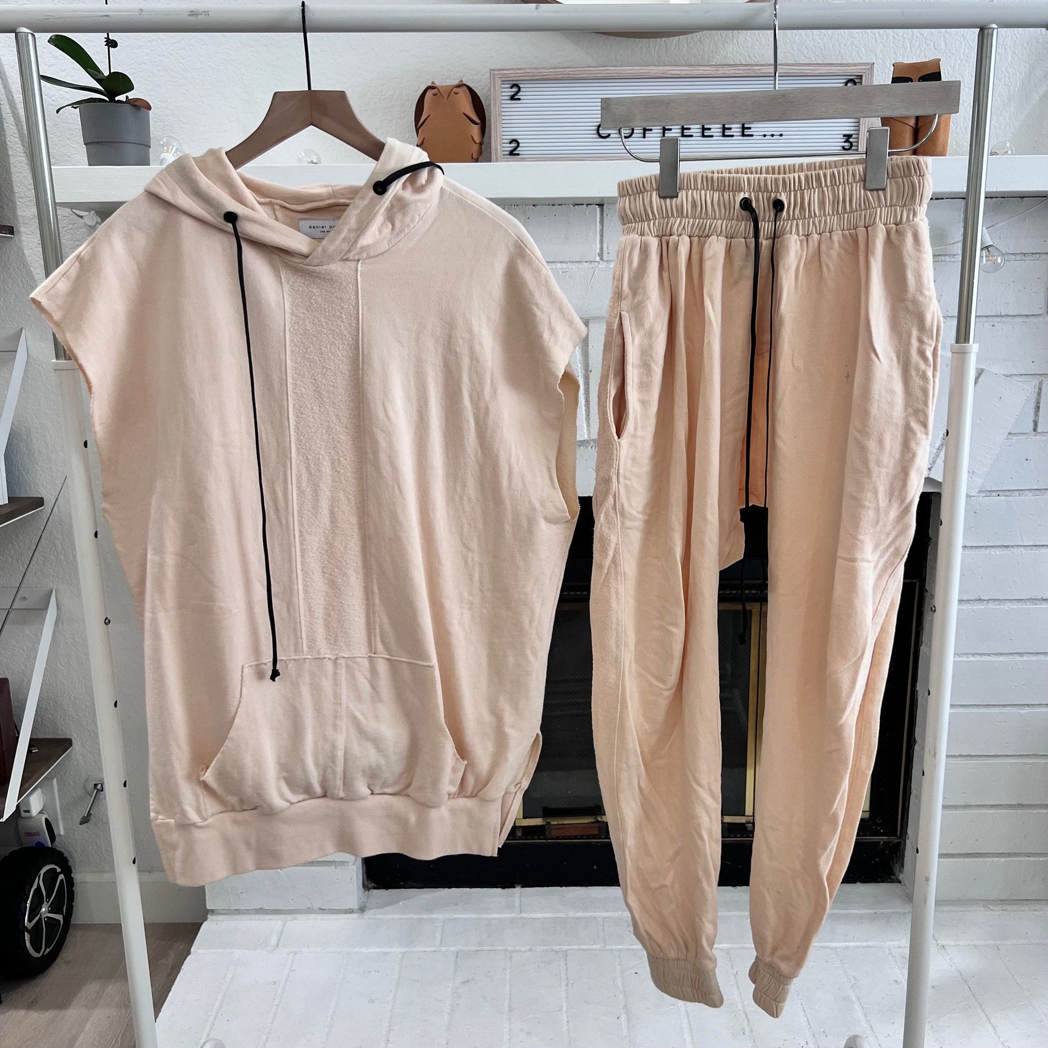 Daniel Patrick Daniel Patrick LA Drawstring Oversize Hooded Vest and Jogger Size US L / EU 52-54 / 3 - 1 Thumbnail