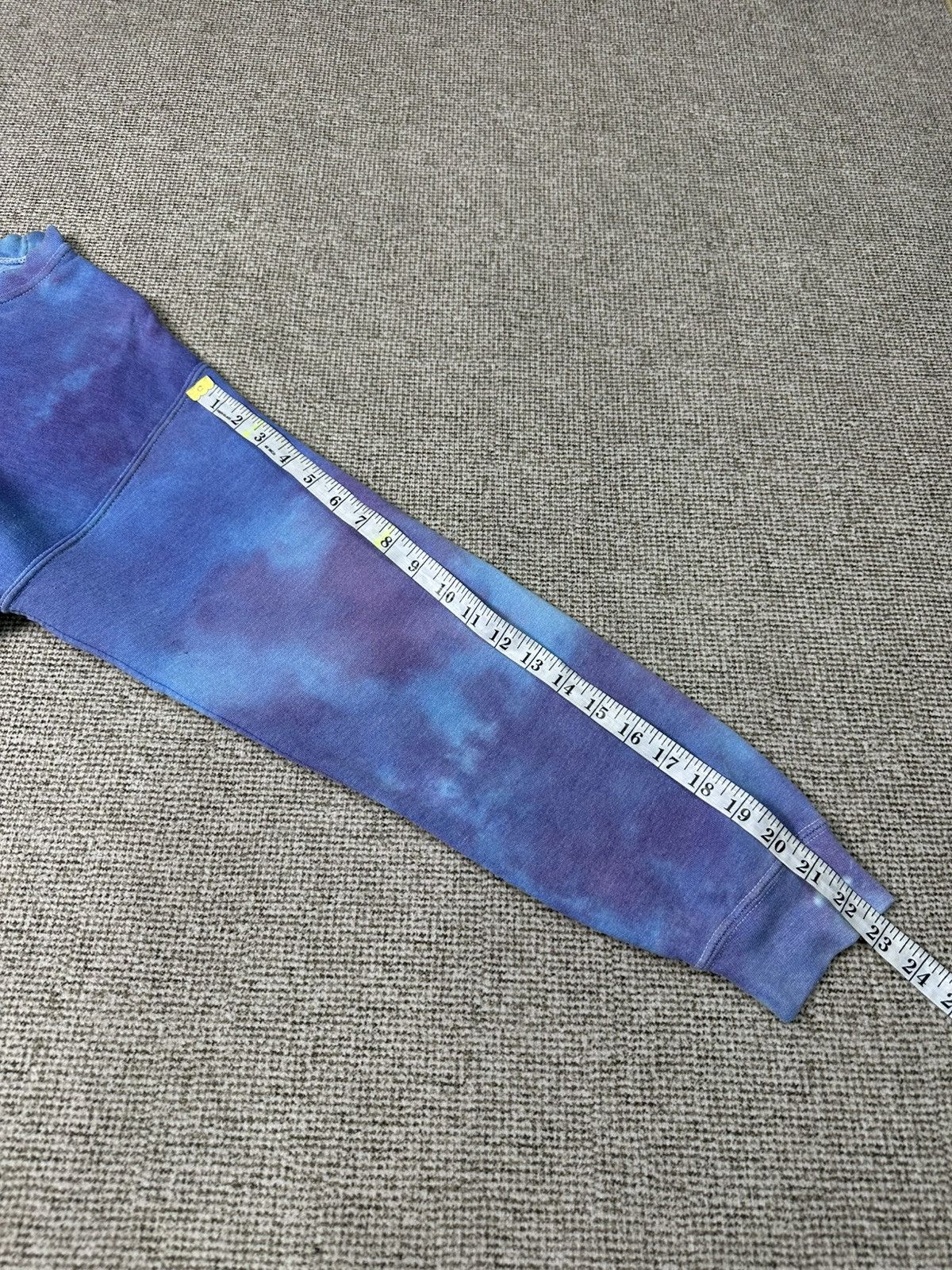 Vintage Vintage Space Jam Tazmania Back Heat Tye Dye Crewneck Z387 Size US S / EU 44-46 / 1 - 9 Thumbnail