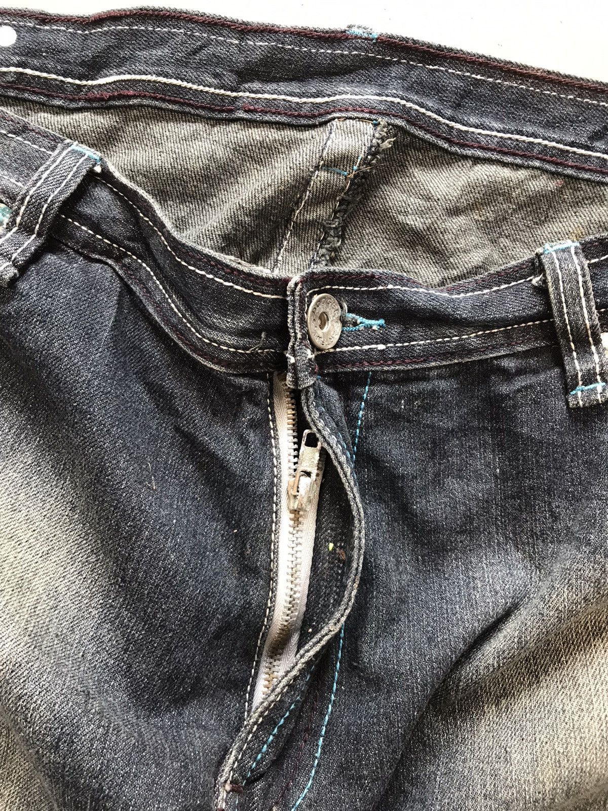 Vintage Vintage artful dodger embroidered denim Size US 41 - 4 Thumbnail