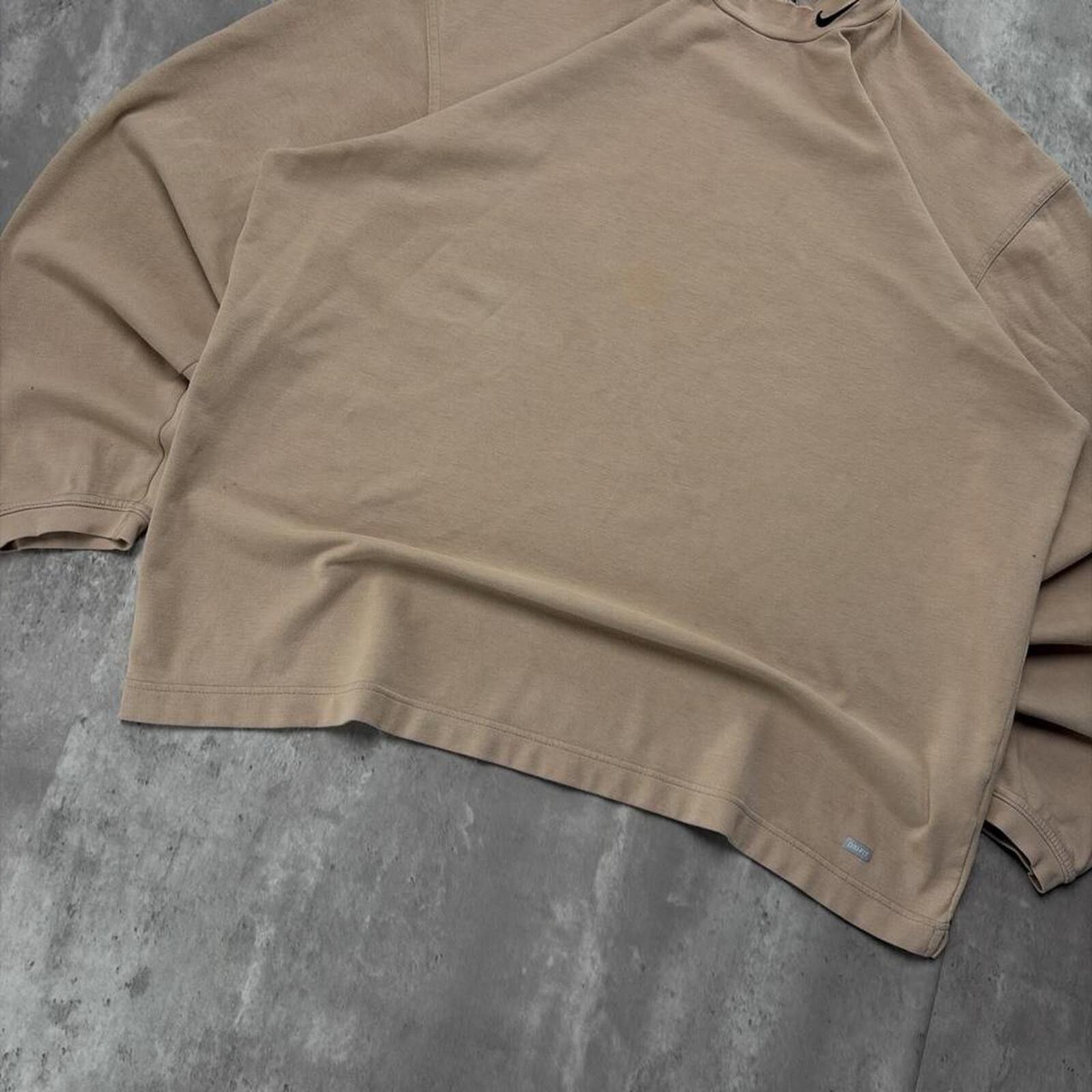 Nike Vintage Tan Nike Team Grunge Distressed Long Sleeve Shirt Size US XL / EU 56 / 4 - 4 Thumbnail