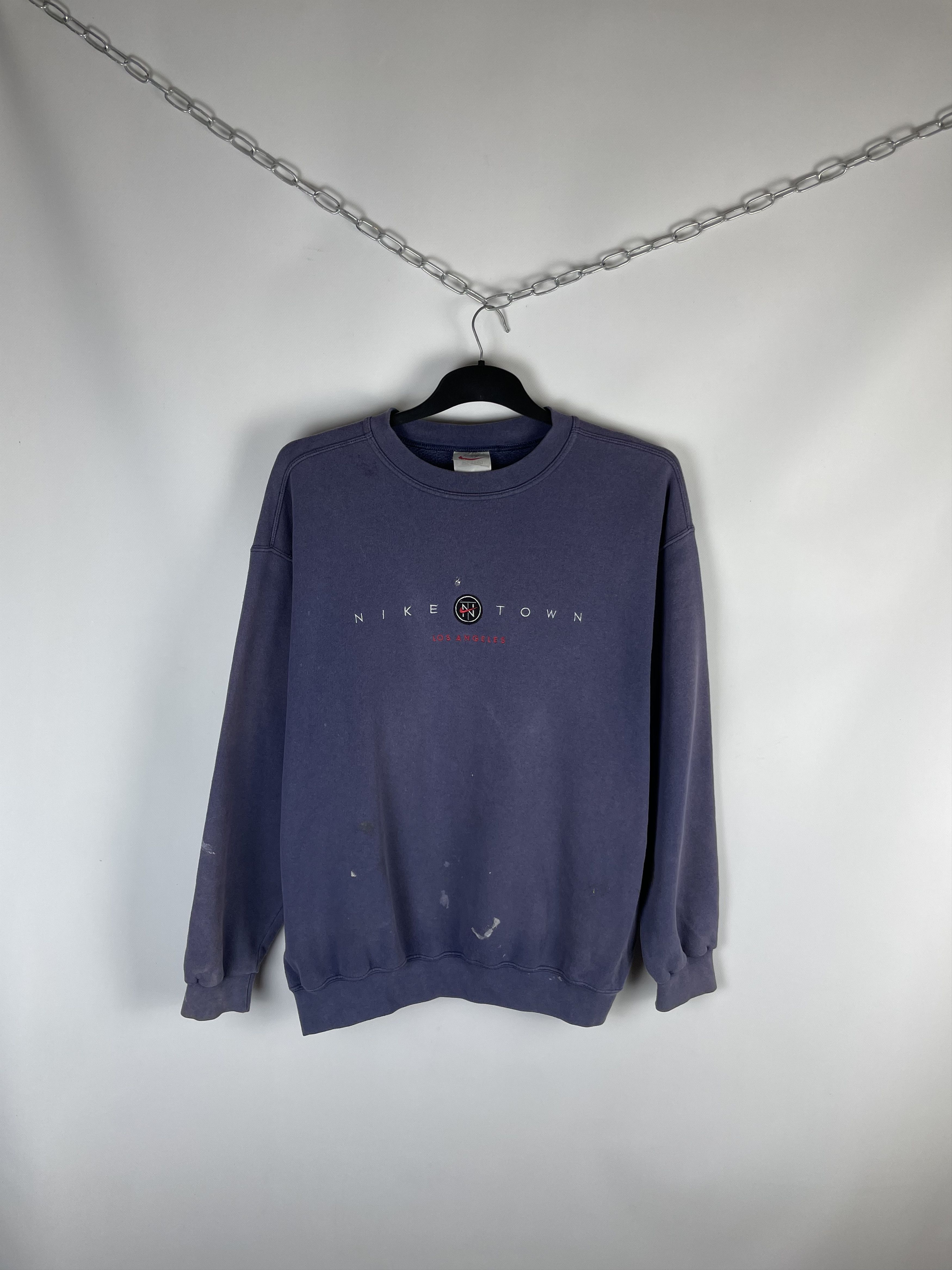 Nike 90’s Nike Town Crewneck Size US L / EU 52-54 / 3 - 1 Thumbnail