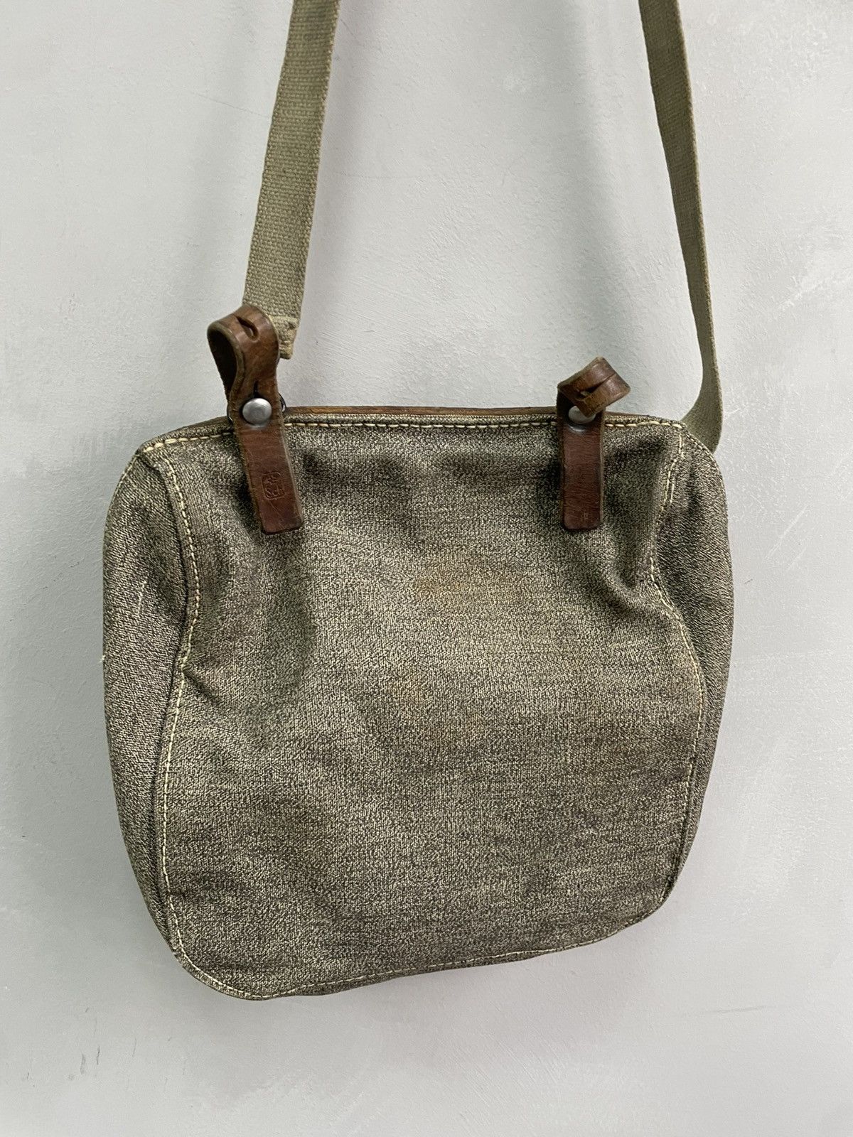 Japanese Brand × Vintage VINTAGE JAPAN 70s SWISS MILITARY MESSENGER BAG HEAVY Size ONE SIZE - 8 Thumbnail