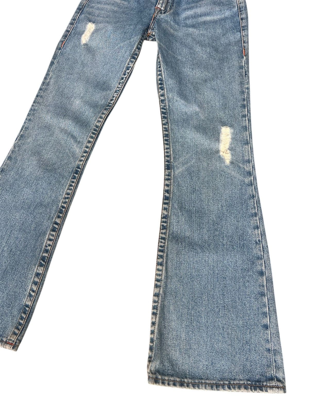 True Religion Vintage True Religion Embroidered Flared Bobby Jeans Size US 29 - 17 Thumbnail