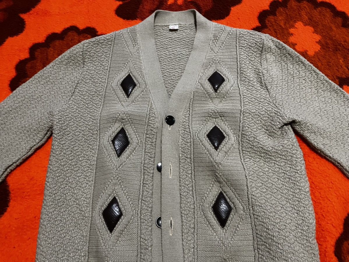 Vintage Vintage Cardigan with embossing details Size US S / EU 44-46 / 1 - 2 Thumbnail