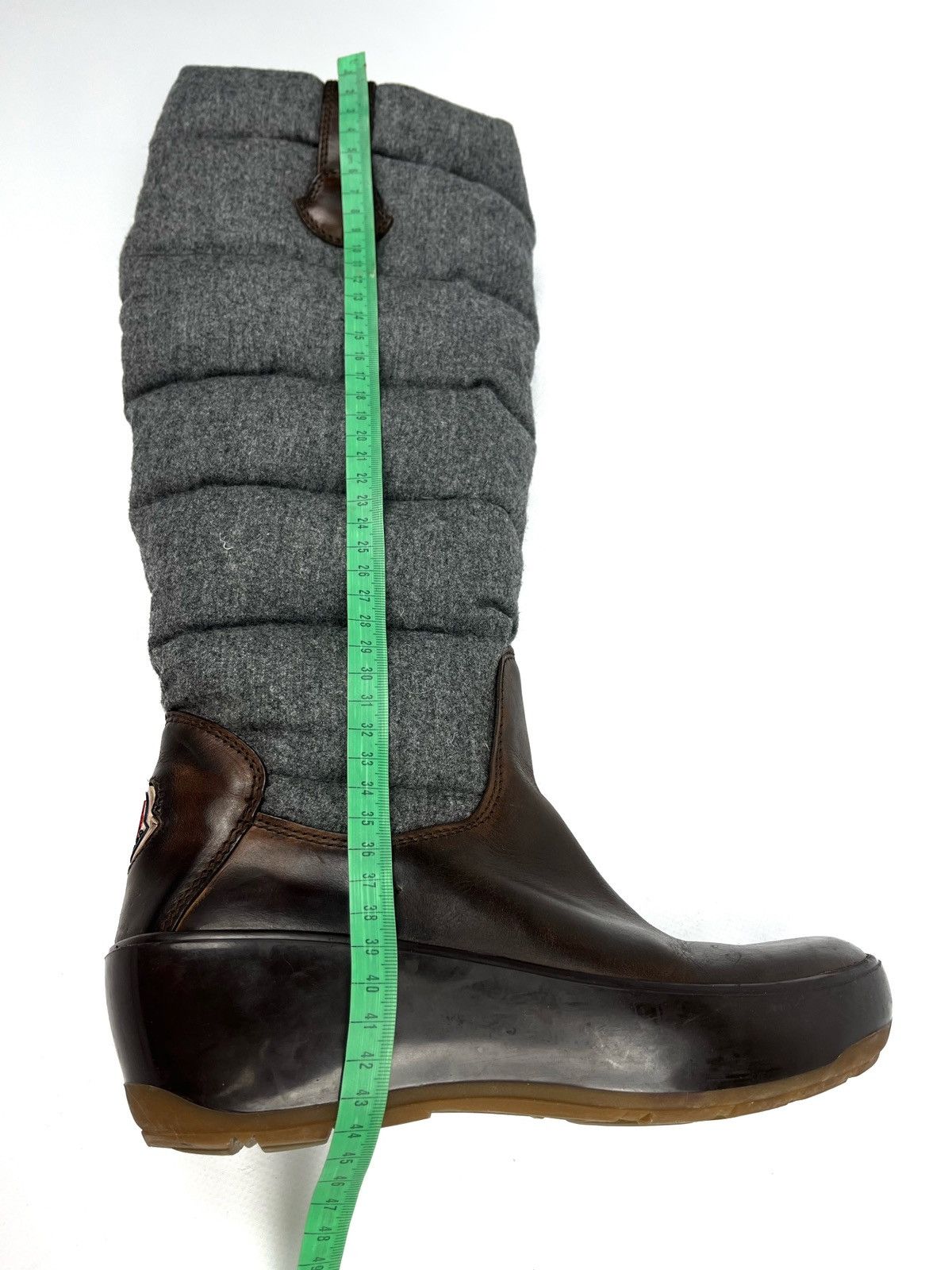 Moncler Moncler women puffer winter wedge boots high shoes Size US 7 / IT 37 - 10 Thumbnail