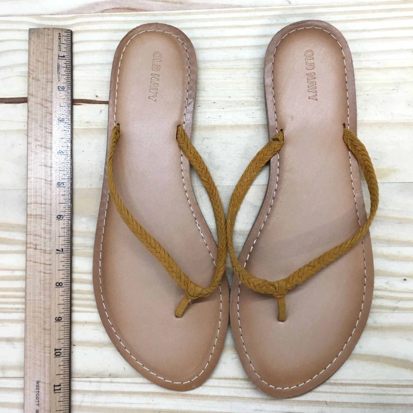Old Navy Old Navy Sandals Womens 10 Thong Brown Toe-Post Comfort Casual Open Toe Flats Size US 10 / IT 40 - 5 Thumbnail