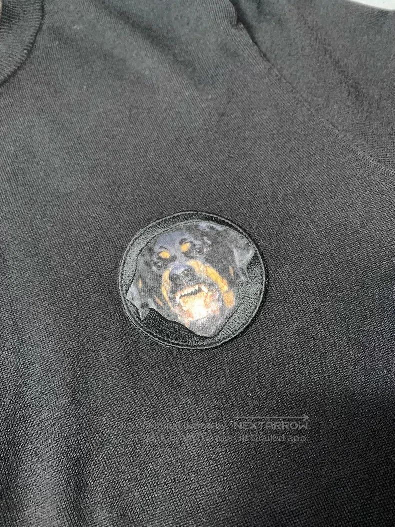 Givenchy Givenchy Size: Medium Wool Round Neck Dog Head Knit Sweater Size US S / EU 44-46 / 1 - 4 Thumbnail