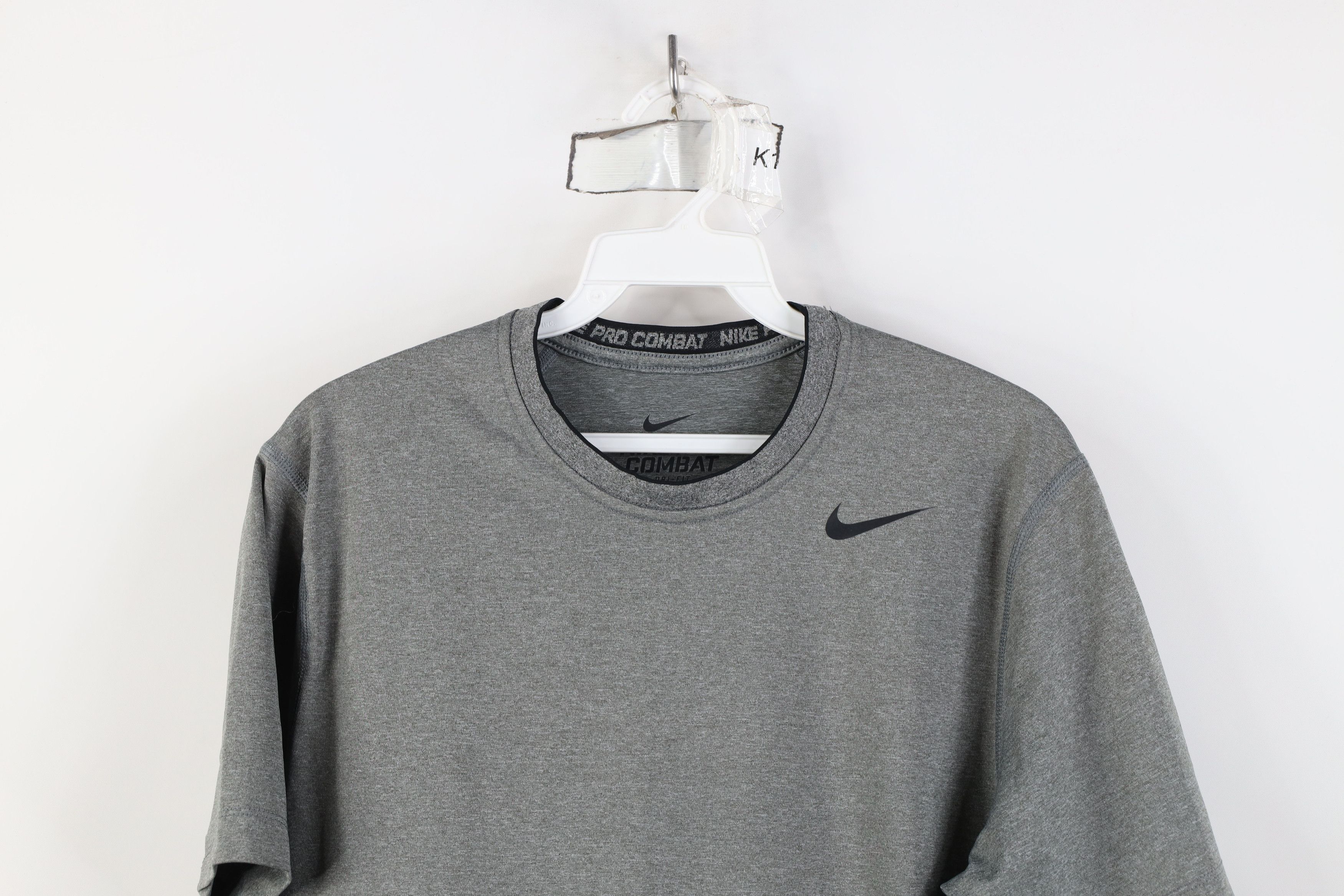 Nike Nike Pro Combat Compression Gym Short Sleeve T-Shirt Size US M / EU 48-50 / 2 - 2 Thumbnail
