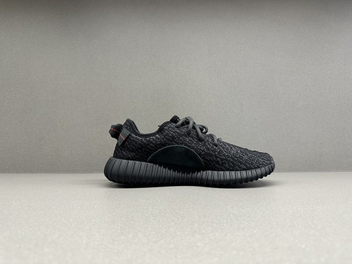 Adidas × Yeezy Yeezy boost 350 Pirate black 2023 Size US 5 / EU 37 - 6 Thumbnail