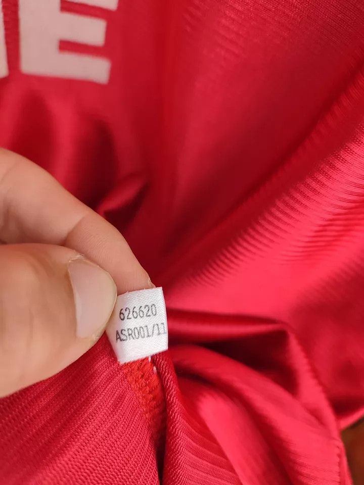 Vintage Vintage SpVgg Unterhach 1998/00 HOME #Grassow Matchworn Size US XXL / EU 58 / 5 - 14 Thumbnail