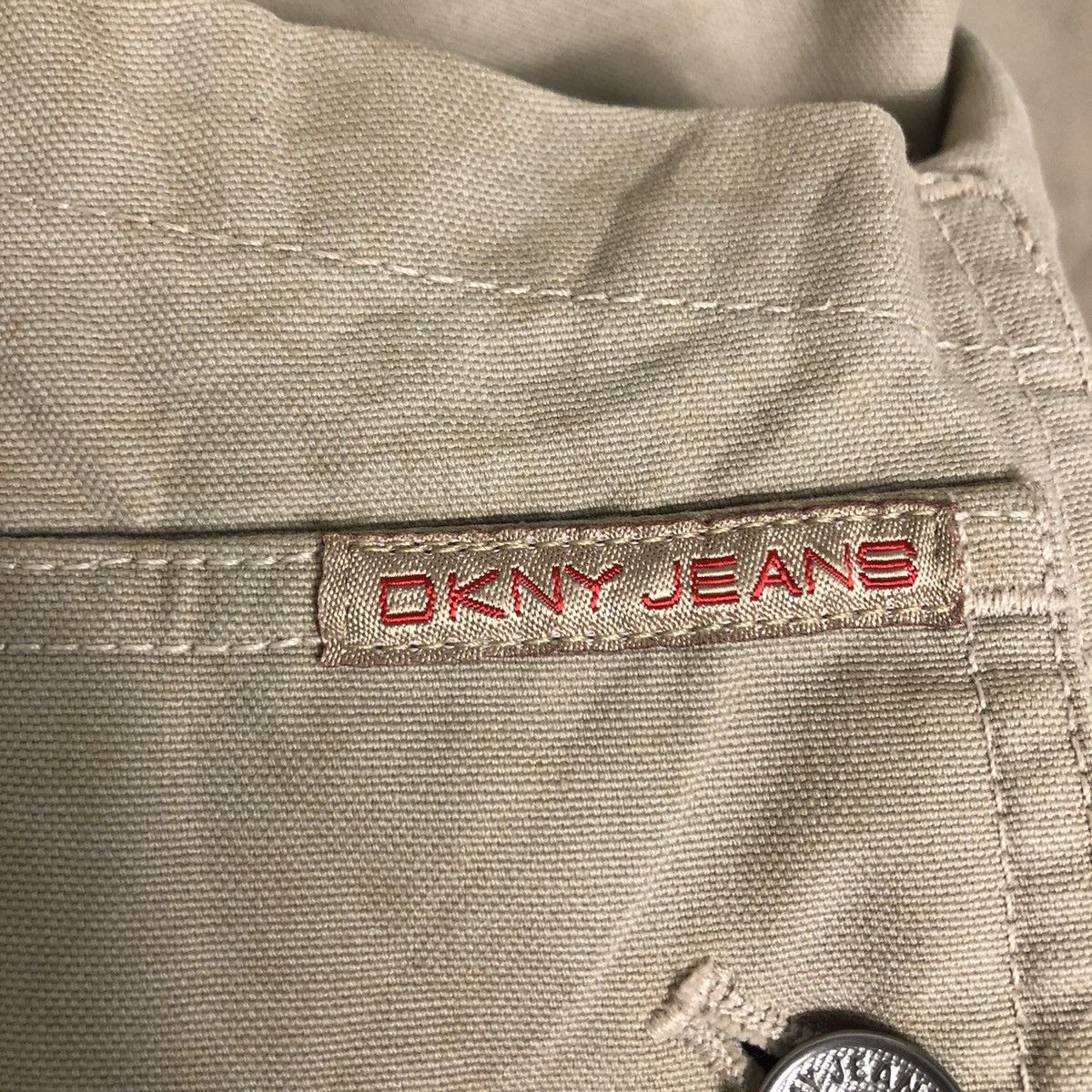 Japanese Brand DKNY Jeans Khaki Field Jacket – 90s Workwear Style Size US M / EU 48-50 / 2 - 18 Thumbnail