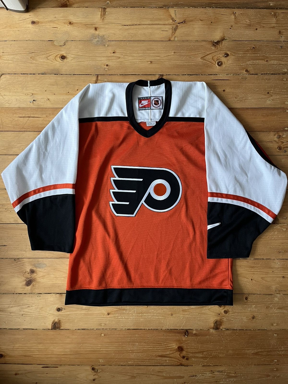 Vintage Vintage original nike NHL Philadelphia Flyers hockey jersey Size US M / EU 48-50 / 2 - 3 Thumbnail