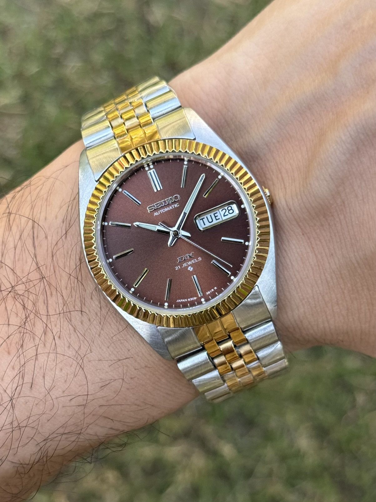 Seiko Seiko 5 DX Fluted Bezel Automatic 6309 Japanese mens Watch Size 36 - 10 Thumbnail