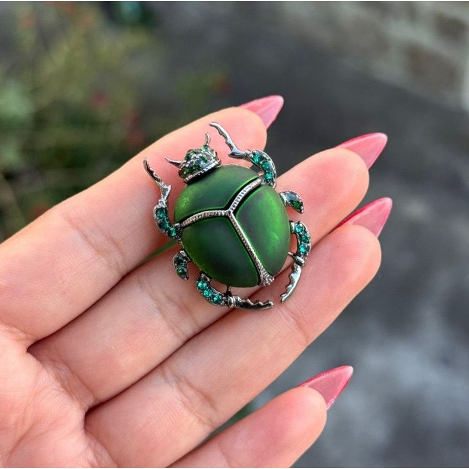 Other Scarab Elegant Beetle Brooch Pin Green Rhinestones Insect Je Size ONE SIZE - 1 Thumbnail