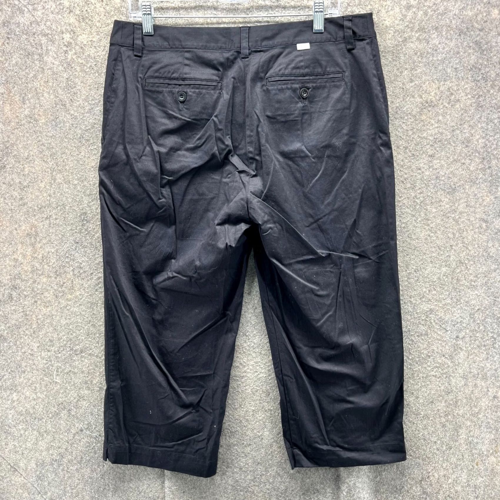 Izod VINTAGE Izod Pants Women 12 Black Outdoors Flat Front XFG Trouser Capri Straight Pants Womens 12 Black Cotton Flat Front Straight Leg Size 34" / US 12 / IT 48 - 2 Thumbnail