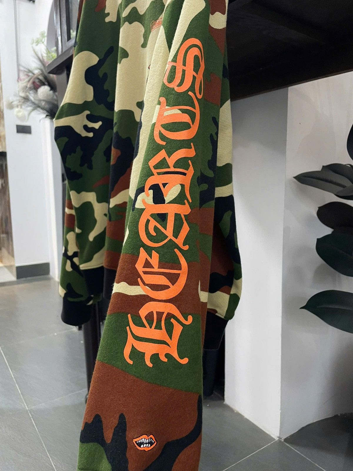Chrome Hearts Chrome Hearts x Matty Boy CAUTION Crewneck 'Camo' Size US L / EU 52-54 / 3 - 4 Thumbnail